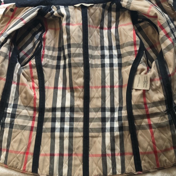 Burberry Quilted Jacket - Size M - Picture 2 of 9